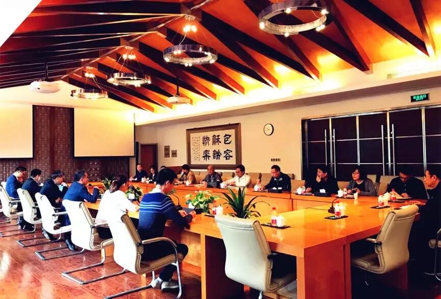 【動態(tài)新聞】西湖區(qū)區(qū)委常委、常務(wù)副區(qū)長葉澤一行蒞臨天堂硅谷