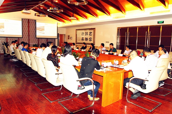 湖北省創業投資同業公會一行到訪我司考察交流 湖北省創業投資同業公會一行到訪我司考察交流